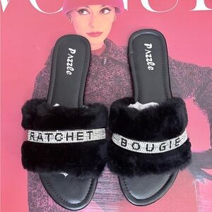 ❎SOLD New Black Fur Slide Sandals Size 9